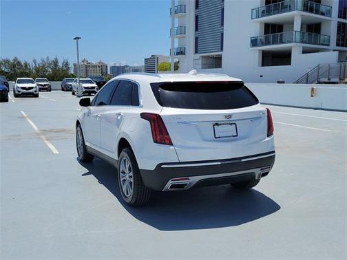 2021 Cadillac XT5 Premium Luxury