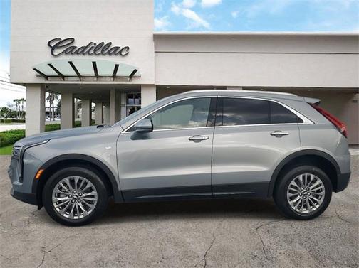 2025 Cadillac XT4 Premium Luxury