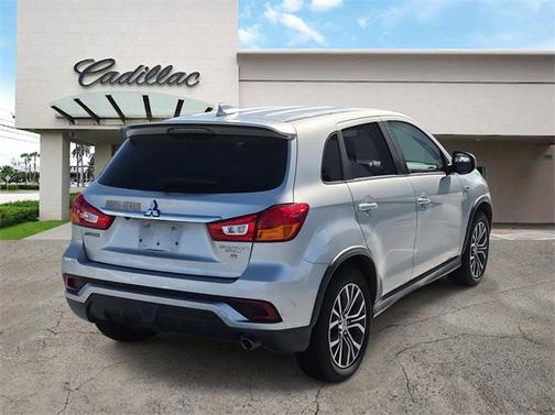 2019 Mitsubishi Outlander Sport SE
