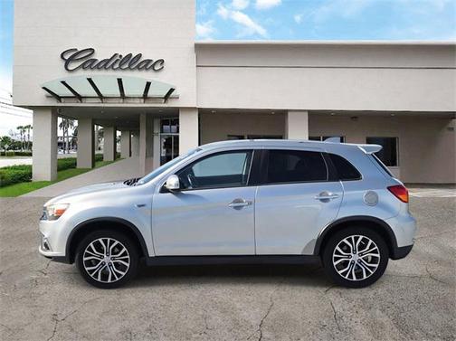 2019 Mitsubishi Outlander Sport SE