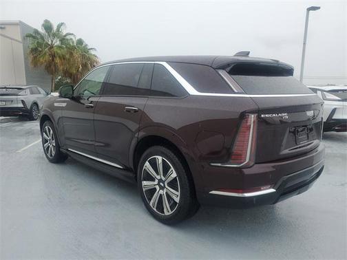 2025 Cadillac Escalade IQ Luxury 1
