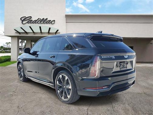 2025 Cadillac Escalade IQ Sport 1