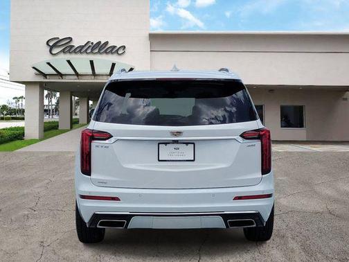 Crystal White Tricoat 2024 Cadillac XT6 Premium Luxury AWD