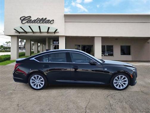 2023 Cadillac CT5 Luxury