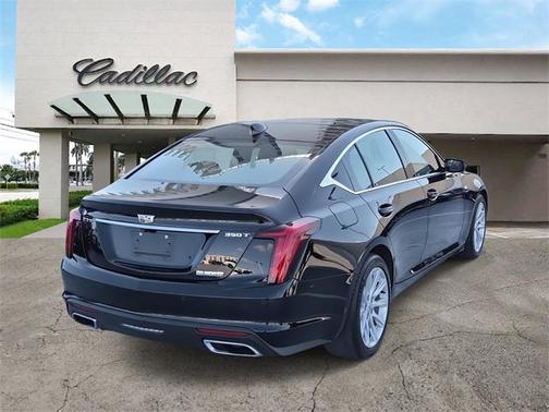 2023 Cadillac CT5 Luxury