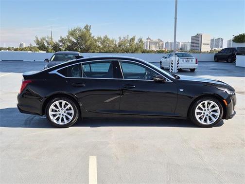 2023 Cadillac CT5 Luxury