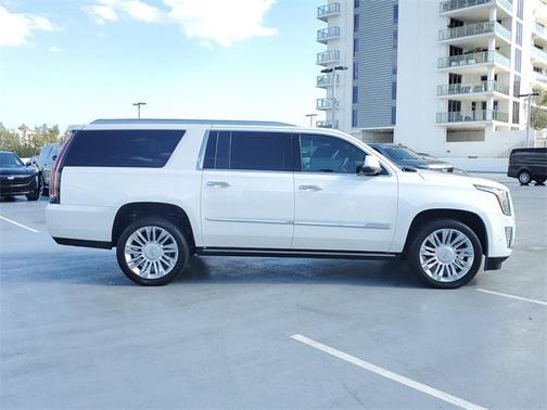 2019 Cadillac Escalade ESV Platinum