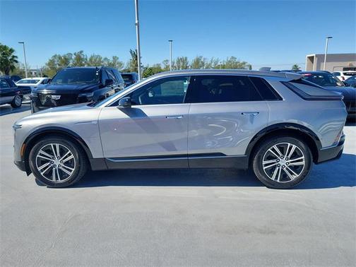 2025 Cadillac LYRIQ Luxury