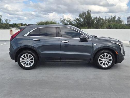 2019 Cadillac XT4 Luxury