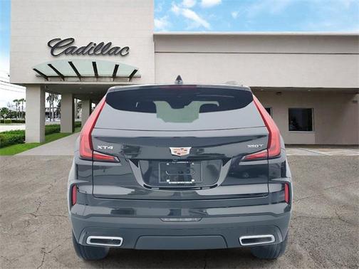 2025 Cadillac XT4 Premium Luxury