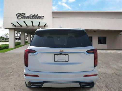 2025 Cadillac XT6 Premium Luxury FWD