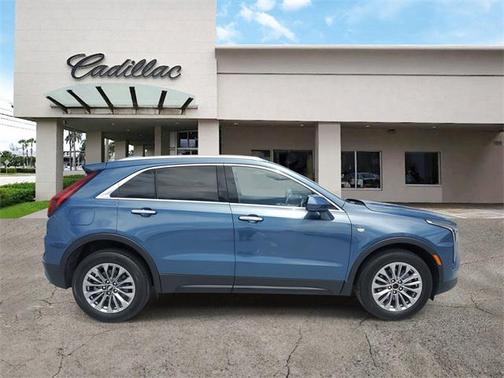 2024 Cadillac XT4 Premium Luxury