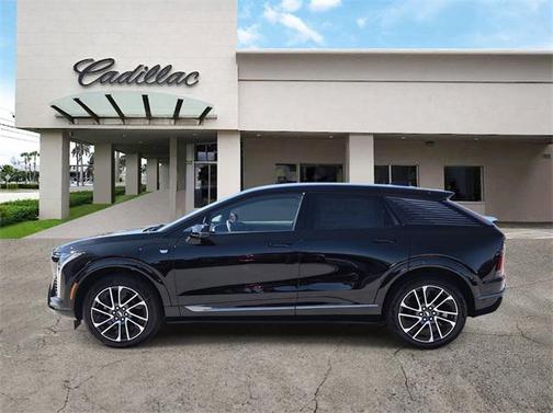 2026 Cadillac OPTIQ Premium Sport