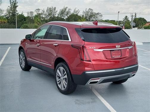 2025 Cadillac XT5 Premium Luxury