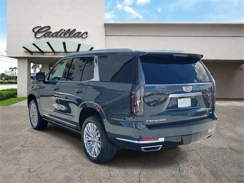 2026 Cadillac Escalade Luxury