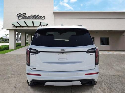 2023 Cadillac XT6 Sport AWD