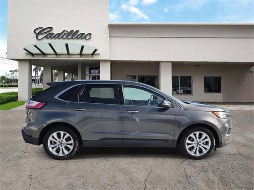 2020 Ford Edge Titanium