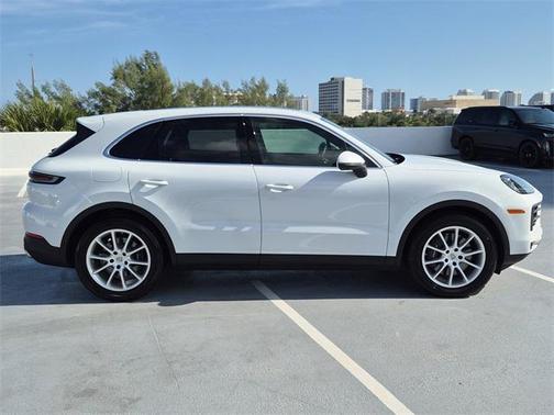 2024 Porsche Cayenne Cayenne