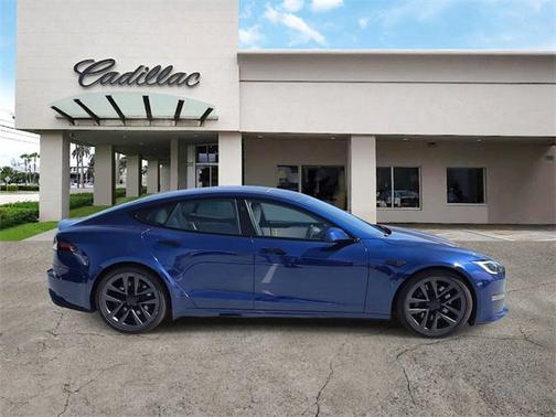 2022 Tesla Model S Base