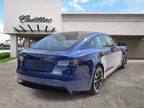 2022 Tesla Model S Base