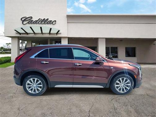 2023 Cadillac XT4 Premium Luxury