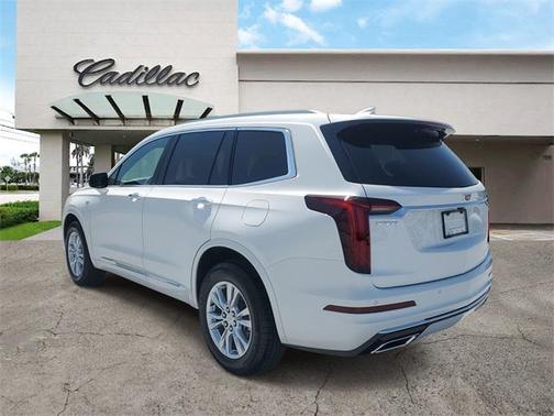 2025 Cadillac XT6 Luxury FWD