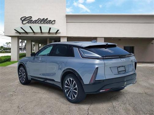 2025 Cadillac LYRIQ Sport