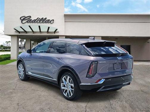 2025 Cadillac OPTIQ Luxury 1 AWD