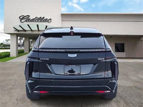 2024 Cadillac LYRIQ Sport