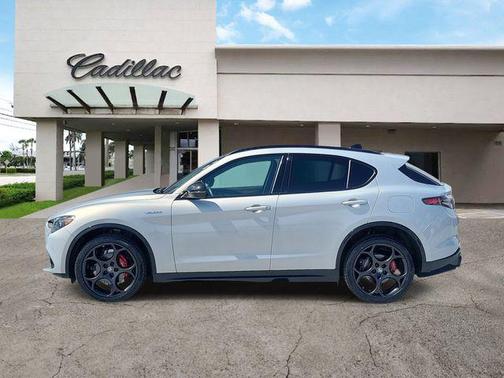 Moonlight Gray Metallic 2025 Alfa Romeo Stelvio Sprint AWD