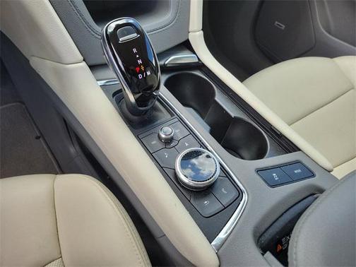 2023 Cadillac XT6 Premium Luxury FWD