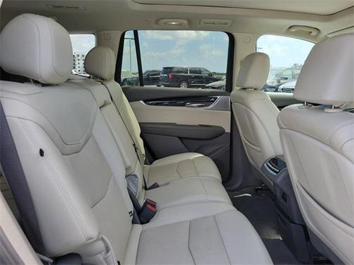 2023 Cadillac XT6 Premium Luxury FWD