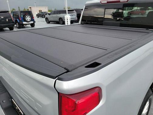 Silver Ice Metallic 2020 Chevrolet Silverado 1500 LTZ