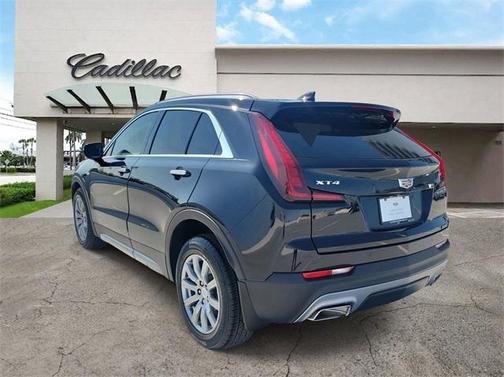 2021 Cadillac XT4 Premium Luxury