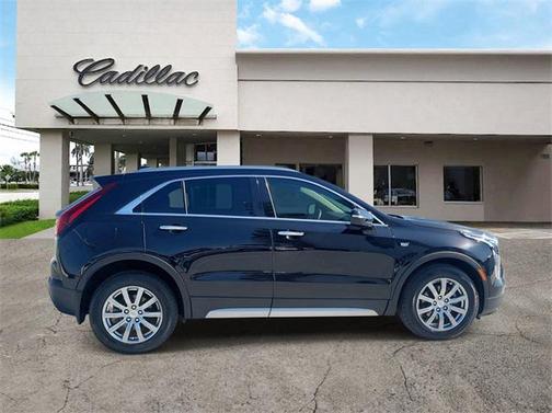 2021 Cadillac XT4 Premium Luxury