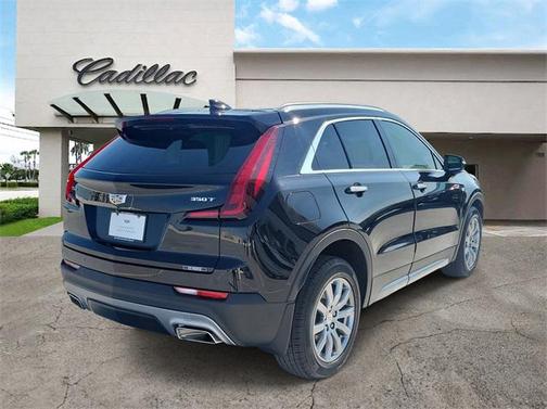 2021 Cadillac XT4 Premium Luxury
