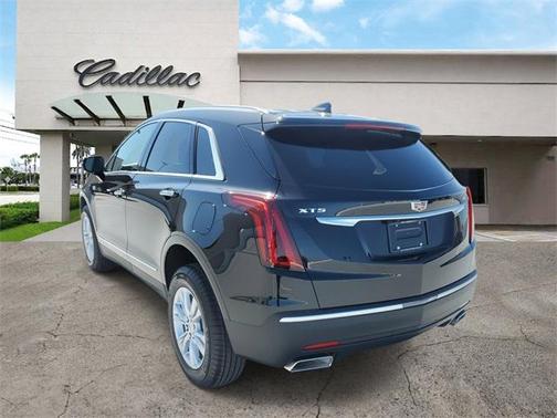 2025 Cadillac XT5 Luxury