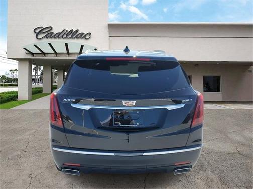 2025 Cadillac XT5 Luxury