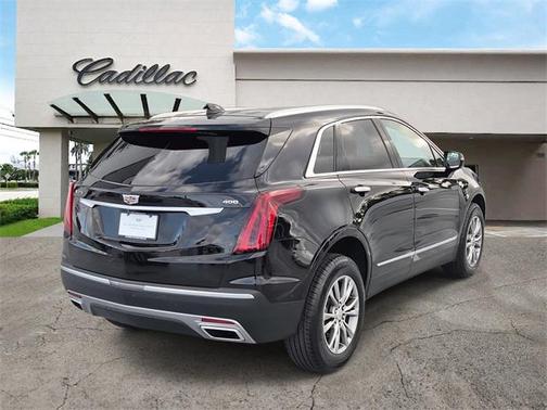 2022 Cadillac XT5 Premium Luxury
