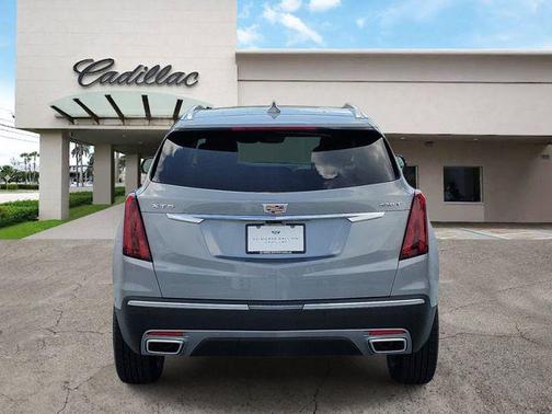 Argent Silver Metallic 2026 Cadillac XT5 Premium Luxury