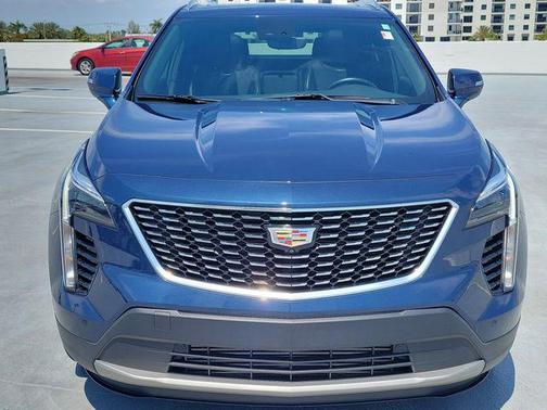 Twilight Blue Metallic 2022 Cadillac XT4 Premium Luxury