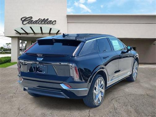 2026 Cadillac OPTIQ Luxury