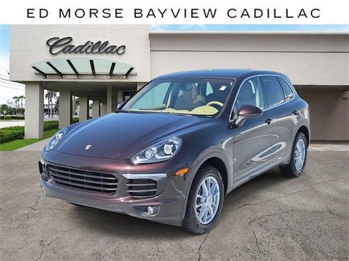 2016 Porsche Cayenne Cayenne