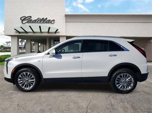 2025 Cadillac XT4 Premium Luxury