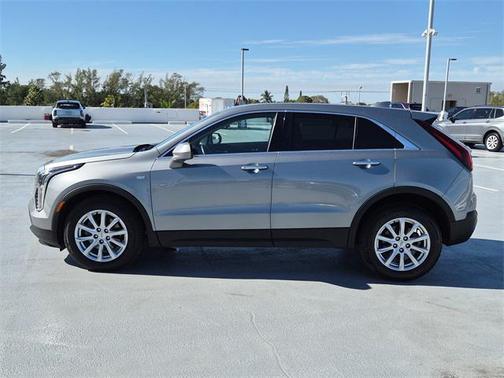 2023 Cadillac XT4 Luxury