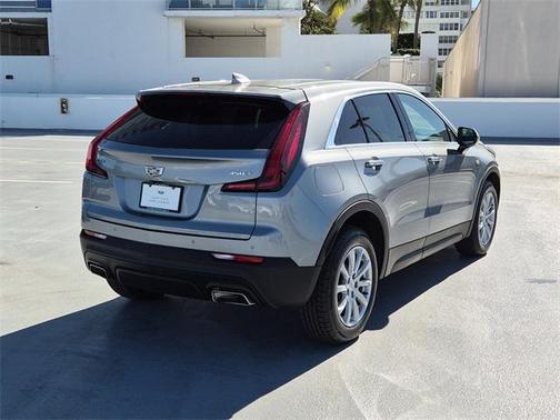 2023 Cadillac XT4 Luxury