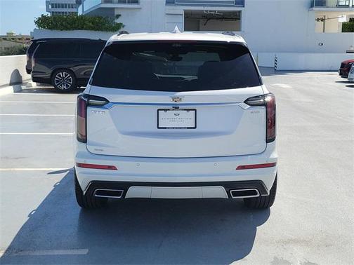 2025 Cadillac XT6 Sport AWD