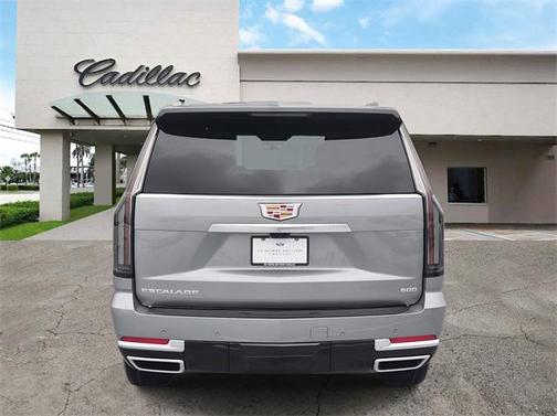 2026 Cadillac Escalade Luxury