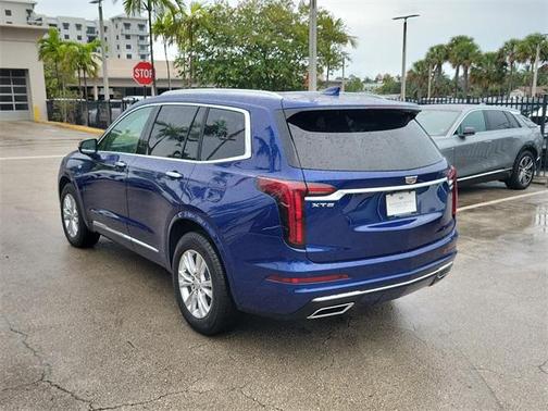 2025 Cadillac XT6 Luxury FWD