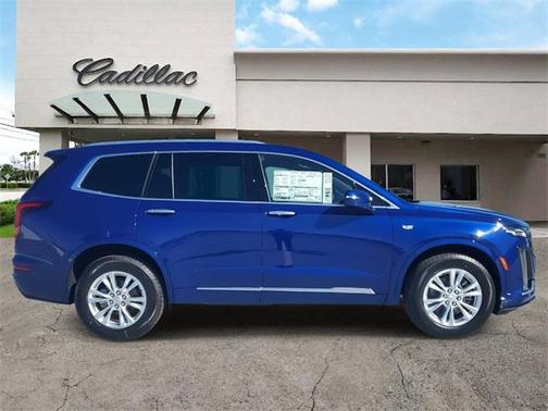 2025 Cadillac XT6 Luxury FWD